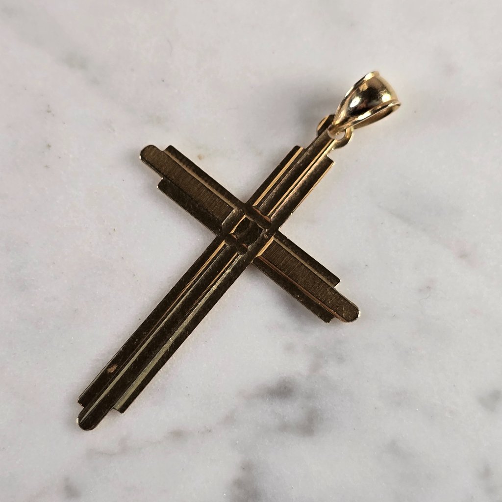 Vintage Estate 14k Gold Religious Cross Pendant, 2.7g E4388